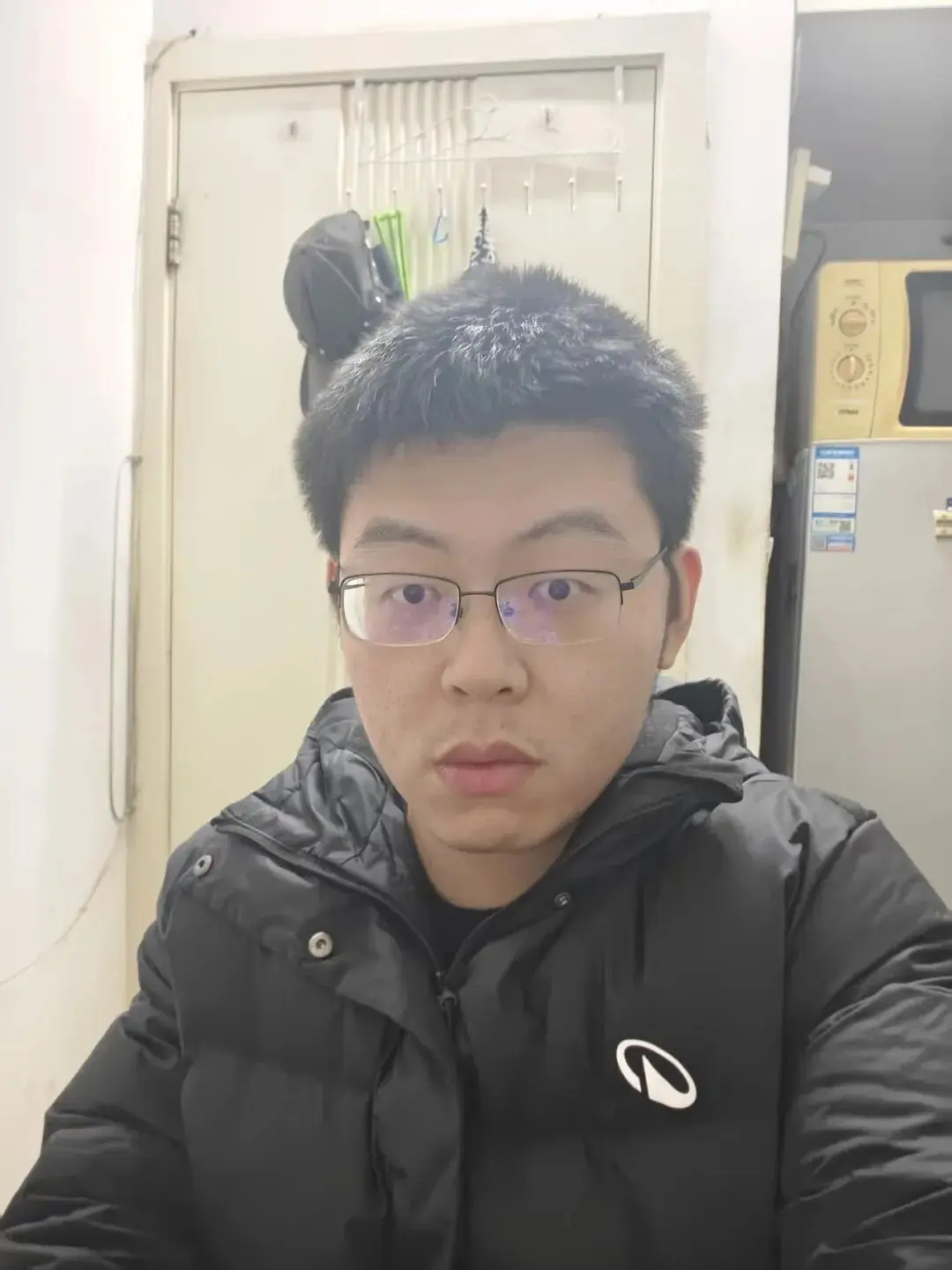 浙大博士创业故事:4个人,一台机器,接管全国近300所学校作业